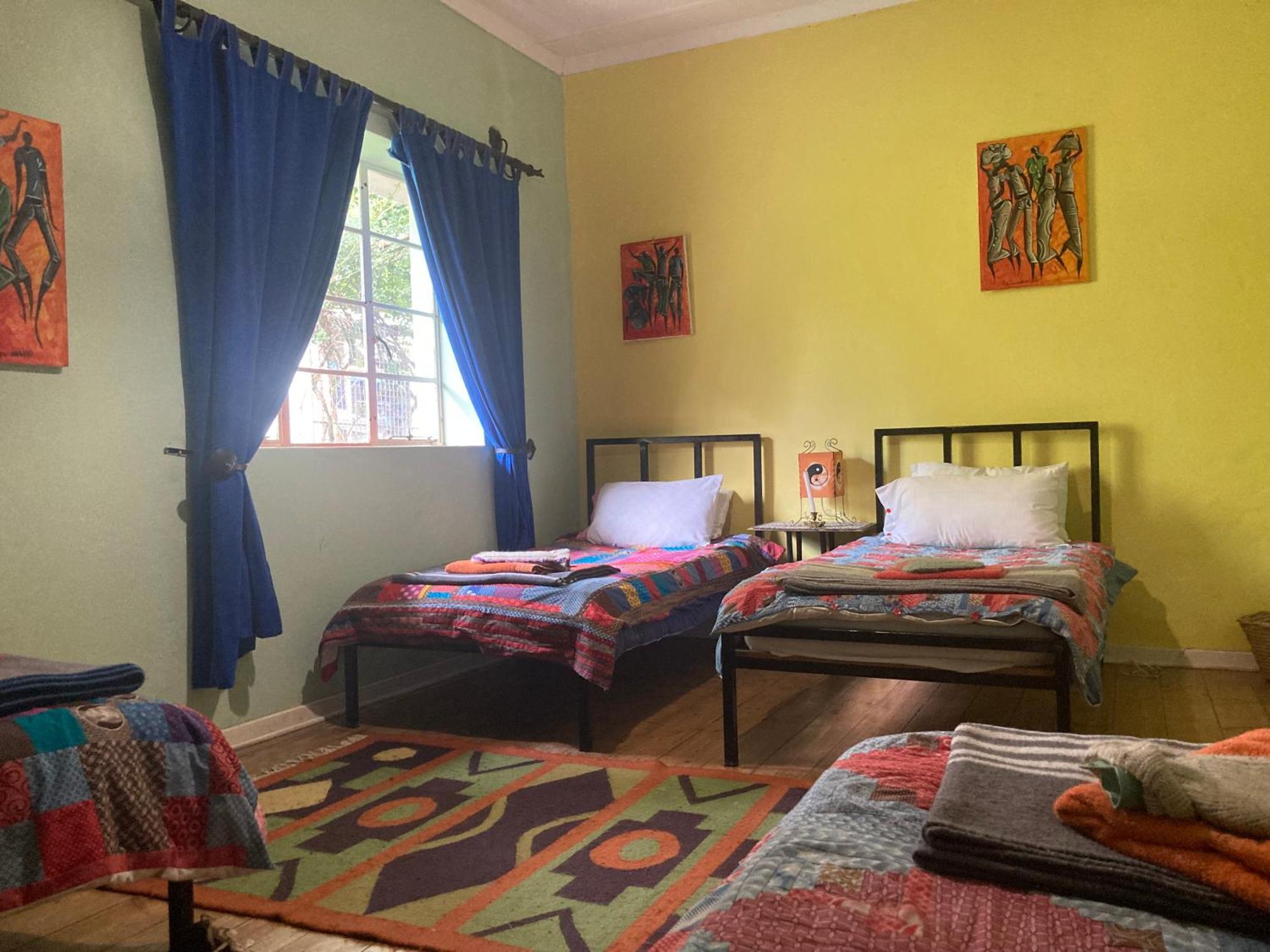 Karma Backpackers Hostel Kestell Εξωτερικό φωτογραφία